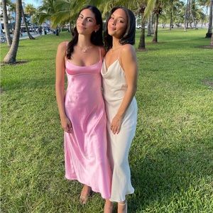 Pink maxi dress from Zara!!! 🌸🎀